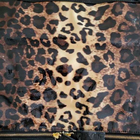 Jessica Simpson Animal Leopard Print Lg Clutch / Bag Excellent Cond. Used Once - Picture 7 of 11